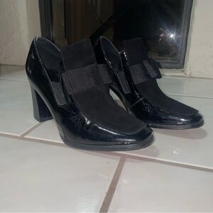 Vero Cuoio Elegant Black Patent & Suede Bow Block Heal | Red Bottoms Size 7 235
